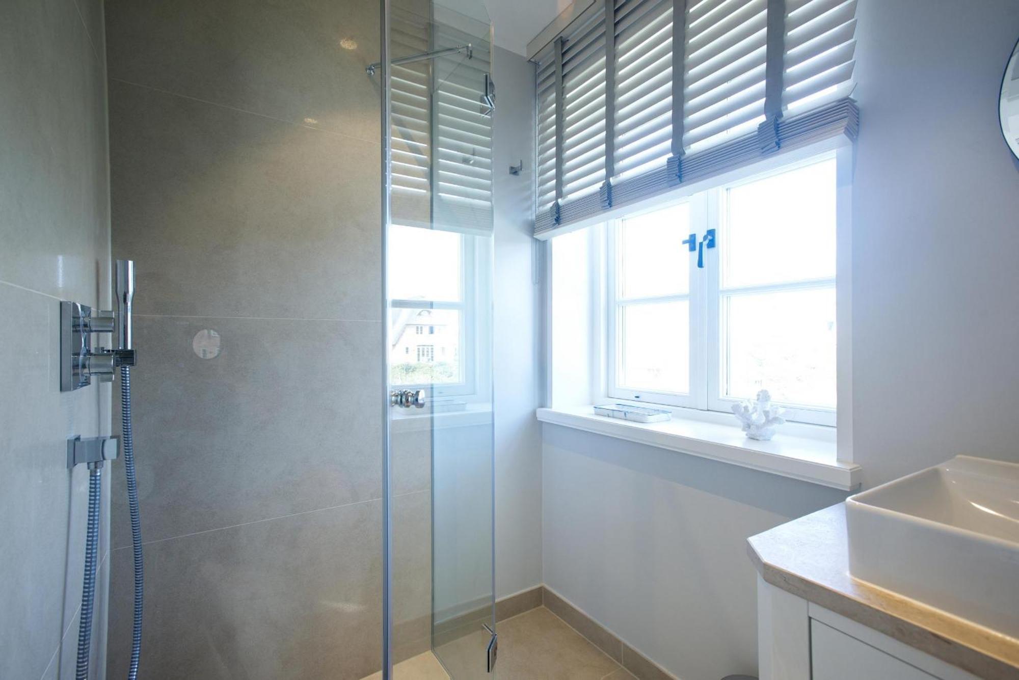 Neu! Ferienhaus Litj Horsa Hoog - Luxus, Lage, Leichtigkeit Mit Wellenrauschen In Wenningstedt Sylt エクステリア 写真